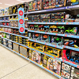 866-bmstores-sheffield-crystal-peak-store-opening-66