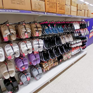 867-bmstores-victoria-chambers-opening-27