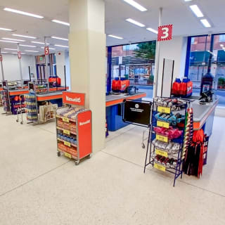 867-bmstores-victoria-chambers-opening-52