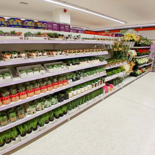 868-bmstores-lincoln-waterside-store-opening-26