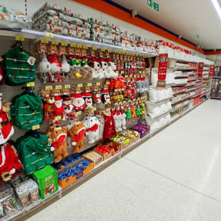 868-bmstores-lincoln-waterside-store-opening-28