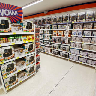 868-bmstores-lincoln-waterside-store-opening-3