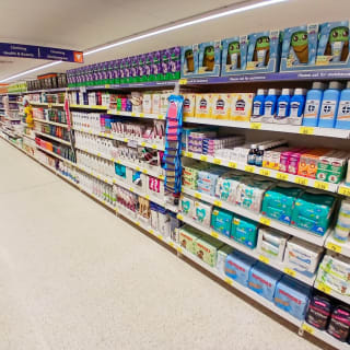 868-bmstores-lincoln-waterside-store-opening-49