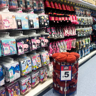 869-bmstores-tottenham-hale-store-opening-10