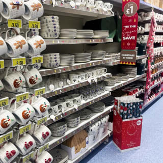 869-bmstores-tottenham-hale-store-opening-40