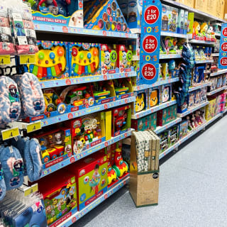 869-bmstores-tottenham-hale-store-opening-57