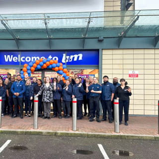 869-bmstores-tottenham-hale-store-opening-61