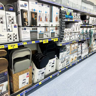 869-bmstores-tottenham-hale-store-opening-8