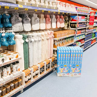 870-bmstores-yiewsley-store-opening-20