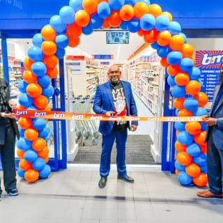 870-bmstores-yiewsley-store-opening-27