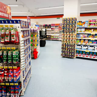 870-bmstores-yiewsley-store-opening-38