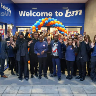 870-bmstores-yiewsley-store-opening-65
