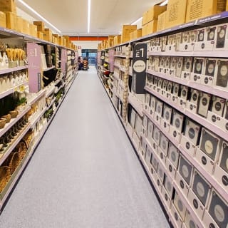 871-bmstores-willow-brook-store-opening-17