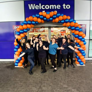 871-bmstores-willow-brook-store-opening-9