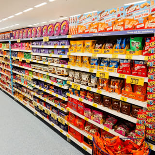 874-bmstores-golden-square-store-opening-10