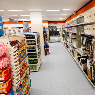 874-bmstores-golden-square-store-opening-40