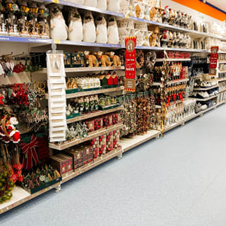 874-bmstores-golden-square-store-opening-46