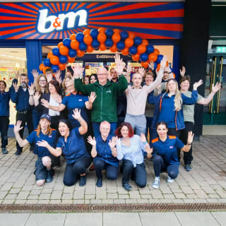 876-bmstores-queens-square-store-opening-17