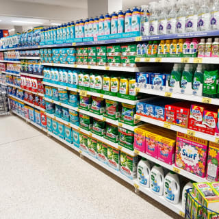 876-bmstores-queens-square-store-opening-23