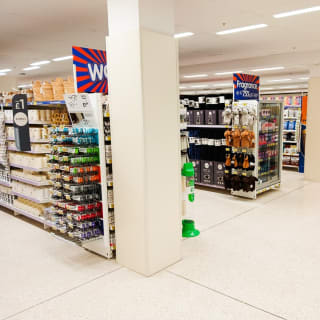 876-bmstores-queens-square-store-opening-55