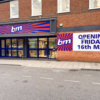 877-bmstores-louth-new-store-opening-19