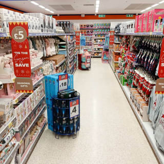 878-bandm-grays-new-store-25