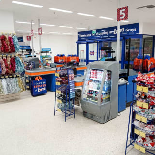 878-bandm-grays-new-store-8