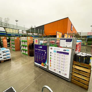 881-bmstores-alnwick-store-opening-11