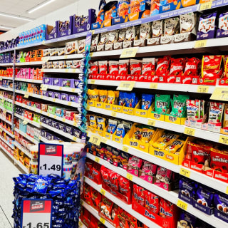 881-bmstores-alnwick-store-opening-4