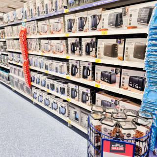 882-bmstores-sudbury-store-opening-66