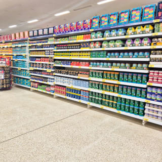 883-bandm-great-yamouth-market-gate-new-store-14