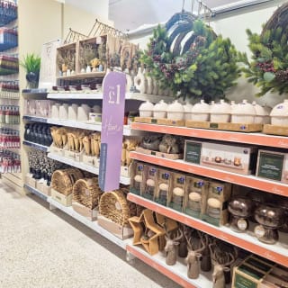 883-bandm-great-yamouth-market-gate-new-store-20