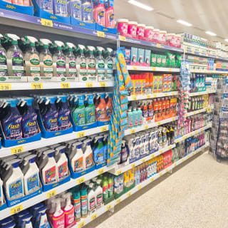 883-bandm-great-yamouth-market-gate-new-store-50