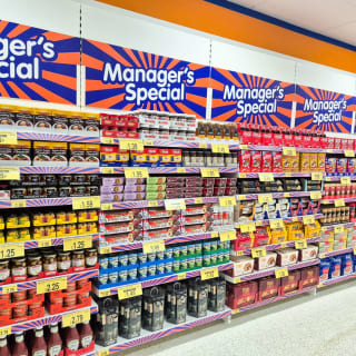 883-bandm-great-yamouth-market-gate-new-store-6