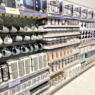 886-bandm-leeds-crossgates-shopping-centre-new-store-44