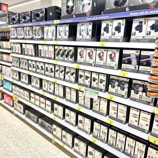 886-bandm-leeds-crossgates-shopping-centre-new-store-47