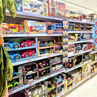 886-bandm-leeds-crossgates-shopping-centre-new-store-59