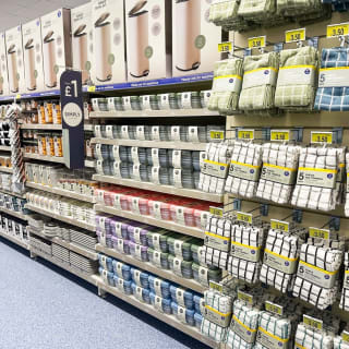 894-bmstores-erdington-store-opening-47