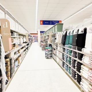 895-bmstores-queens-parade-store-opening-16