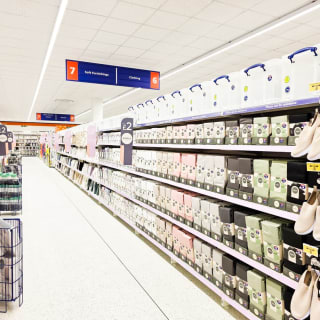 895-bmstores-queens-parade-store-opening-19