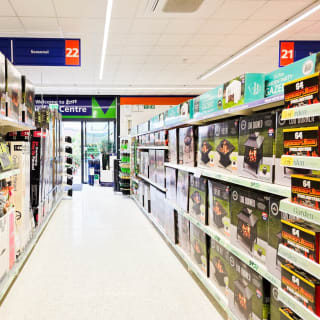 895-bmstores-queens-parade-store-opening-51