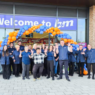 895-bmstores-queens-parade-store-opening-56