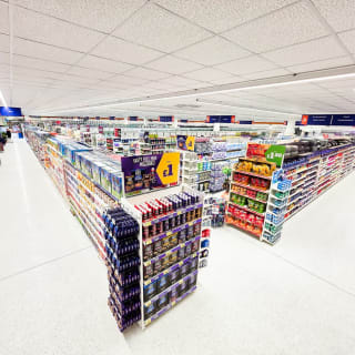 895-bmstores-queens-parade-store-opening