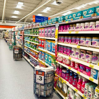 896-bmstores-galashiels-store-opening-11