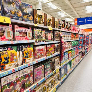 896-bmstores-galashiels-store-opening-16