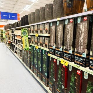 896-bmstores-galashiels-store-opening-4