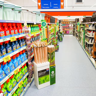 898-bmstores-bishop-auckland-store-opening-34