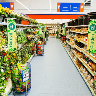 898-bmstores-bishop-auckland-store-opening-36