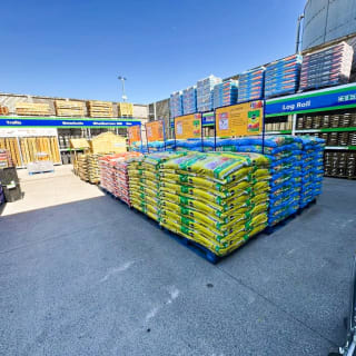 898-bmstores-bishop-auckland-store-opening-74