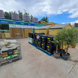 904-bmstores-tweedbank-store-opening-13